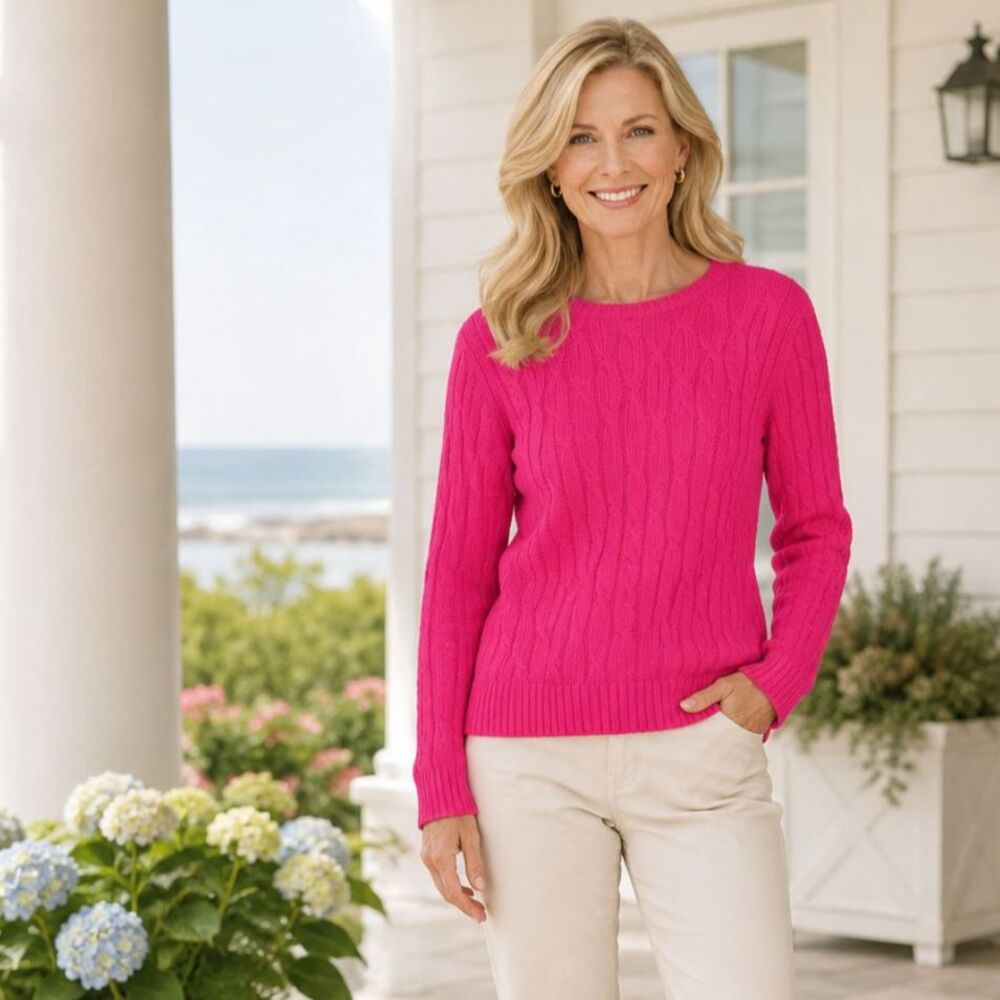 Lands End Hot Pink Cable Knit Crew Neck Sweater Size Medium 100% Cotton Preppy